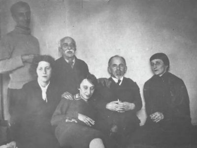 Анна Ахматова в гостях у нас с Наденькой, 1934 год
